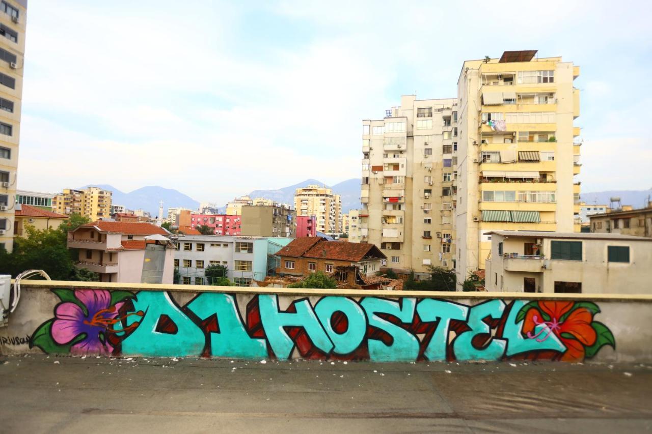 D1 Hostel Tirana Kültér fotó
